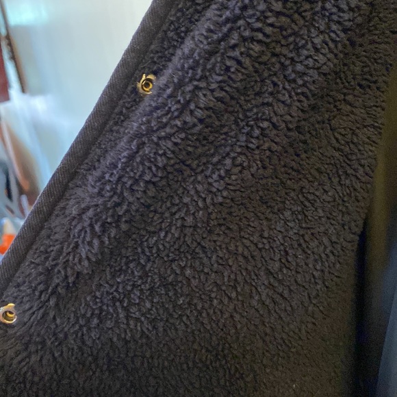 Navy hooded jacket with fur on the inside - Picture 3 of 3